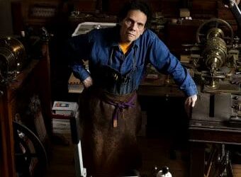 «دانيال برش».. راهب الصومعة