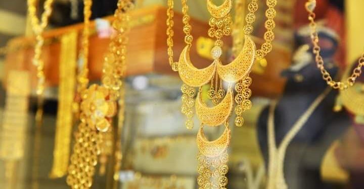 «آي صاغة»: ارتفاع طفيف في أسعار الذهب وعيار 21 يسجل 2155 جنيهًا 87 «آي صاغة»: ارتفاع طفيف في أسعار الذهب وعيار 21 يسجل 2155 جنيهًا