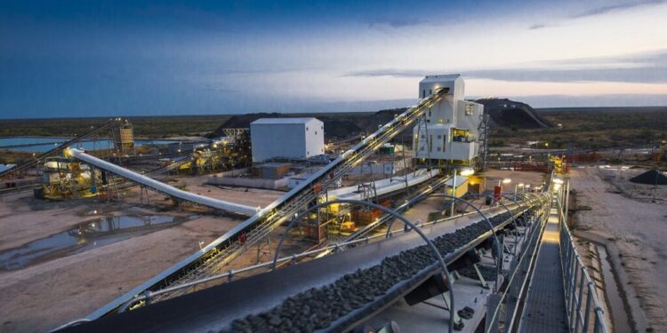 تراجع مبيعات "لوكارا" للألماس لتسجل 41 مليون دولار في الربع الثاني من 2023 88 تراجع مبيعات “لوكارا” للألماس لتسجل 41 مليون دولار في الربع الثاني من 2023