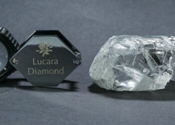“لوكارا دايمواند” تكتشف ماسة تزن 692 قيراطًا في بوتسوانا