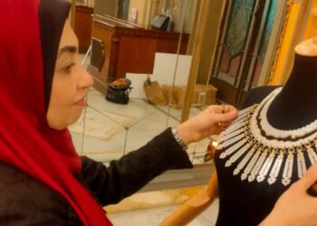 «رشا القصير»: تركت تصميم الأثاث واتجهت لتصميم الحلي بسبب « الصنايعية»