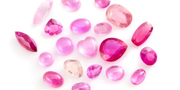 وقف العمل بمنجم “جرينلاند روبي” حتى 2025