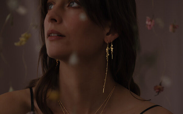 "سيا تايلور"تطرح مجموعة جديدة من المجوهرات مستوحاة من العناصر الطبيعية 92 “سيا تايلور”تطرح مجموعة جديدة من المجوهرات مستوحاة من العناصر الطبيعية