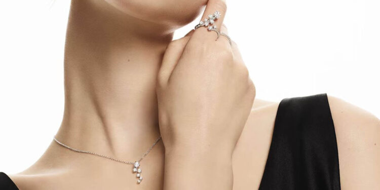 «سواروفسكي كريتد دايموندز» تتوسع في الأسواق العالمية 87 «سواروفسكي كريتد دايموندز» تتوسع في الأسواق العالمية