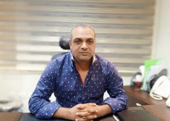 رئيس مجلس الإدارة لـ«عيار 24».. «أندريا وجورج» تطرح 1000 مشغولة ذهبية في معرض نبيو