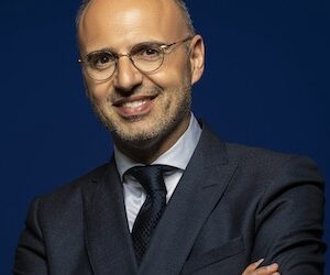 استقالة “ديفيد جوتليب” رئيس مركز أنتويرب العالمي للألماس