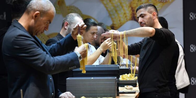 معرض “اسطنبول الدولي للمجوهرات” يواصل فعاليته في دروته الـ54