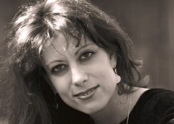 وفاة “هيدا شوباك” إحدى علامات الصحافة المتخصصة في المجوهرات