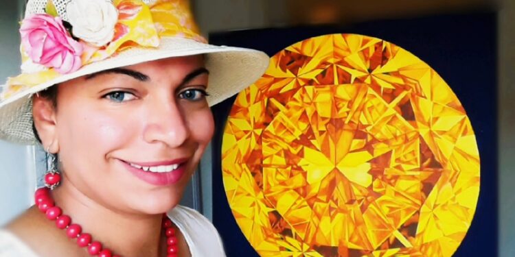 المصممة "أمامة عاطف": مصنعو المجوهرات بحاجة للتركيز على ابتكار المنتجات للمنافسة عالميًا 100 المصممة “أمامة عاطف”: مصنعو المجوهرات بحاجة للتركيز على ابتكار المنتجات للمنافسة عالميًا