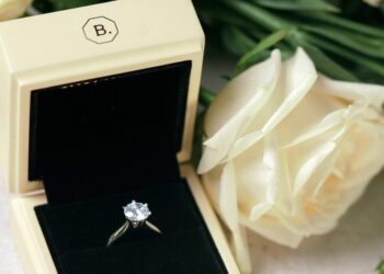 مجوهرات Baunat تدخل عالم الألماس المصنع معمليًا