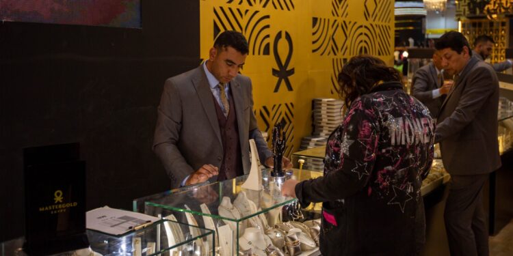 «آي صاغة»: تراجع أسعار الذهب وعيار 21 يسجل 2695 جنيهًا 88 «آي صاغة»: تراجع أسعار الذهب وعيار 21 يسجل 2695 جنيهًا