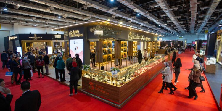 انطلاق فعاليات معرض نبيو الدولي للذهب والمجوهرات.. الأحد المقبل 90 انطلاق فعاليات معرض نبيو الدولي للذهب والمجوهرات.. الأحد المقبل