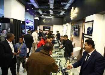 تسهيلات جمركية وإجرائية للمشاركين الدوليين بمعرض “نبيو” للمجوهرات