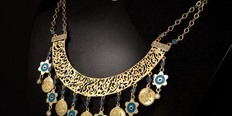 «أندريا وجورج» تستهدف تصدير 35 % من إنتاجها مع تشغيل المصنع الجديد 86 «أندريا وجورج» تستهدف تصدير 35 % من إنتاجها مع تشغيل المصنع الجديد