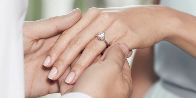 قريبًا سيعرف المستهلكون مكان استخراج الألماس الخاص بهم