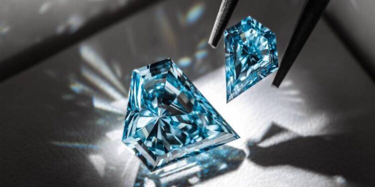 " إل في إم إتش" تتجه لاستخدام الألماس المصنع معلميًا في المجوهرات الراقية 88 ” إل في إم إتش” تتجه لاستخدام الألماس المصنع معلميًا في المجوهرات الراقية