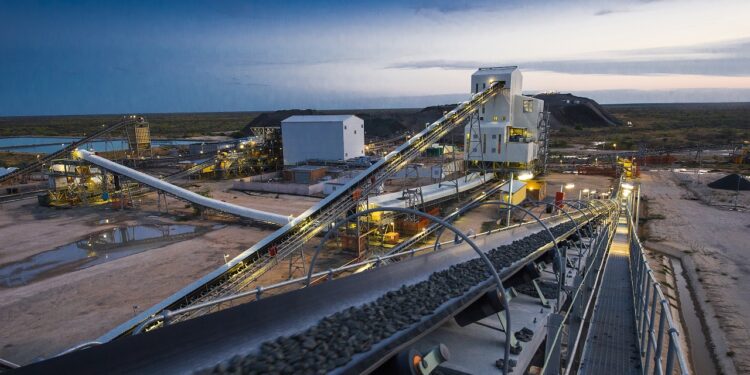 " لوكارا ديموند" تتوقع تحقيق 250 مليون دولار مبيعات من مناجمها في بواتسوانا 88 ” لوكارا ديموند” تتوقع تحقيق 250 مليون دولار مبيعات من مناجمها في بواتسوانا