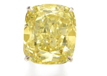 46.5 مليون دولار قيمة المجوهرات الملكية بمزاد سوذبي في جنيف