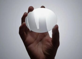 محاولات في استخدام الألماس المصنع معمليًا في الرقائق الإلكترونية