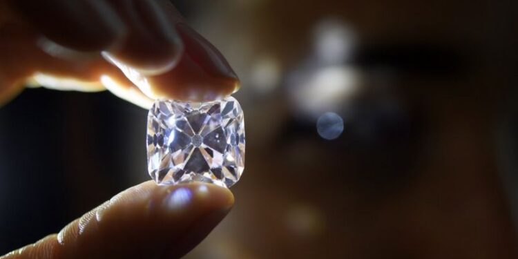 روسيا تصدر أول أصول مالية رقمية مدعومة بالألماس 88 روسيا تصدر أول أصول مالية رقمية مدعومة بالألماس