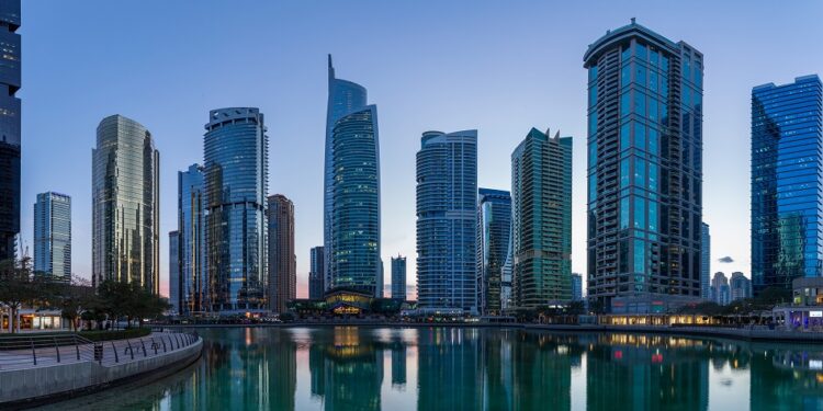 الإمارات تتولى رئاسة “كيمبرلي” لمنع تجارة الألماس غير المشروع