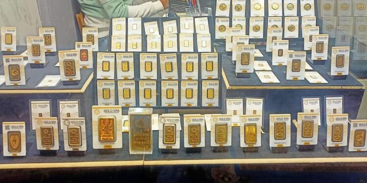 سعر الذهب يتجه نحو مستوى قياسي جديد 87 سعر الذهب يتجه نحو مستوى قياسي جديد