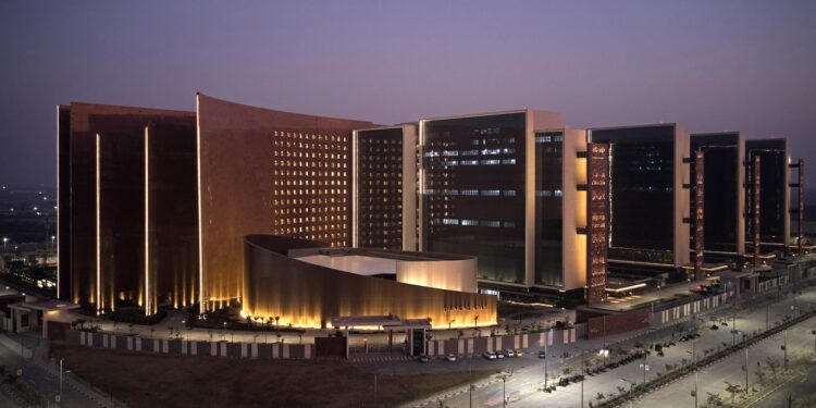 الهند تفتتح أكبر بورصة للألماس في العالم .. غدًا الأحد 87 رسومات تفصيلية لـ”بورصة سورات للألماس” أكبر مبنى تجاري في العالم