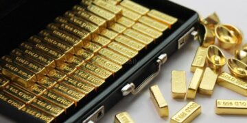 تراجع أسعار الذهب وعيار 21 يسجل 3265 جنيهًا