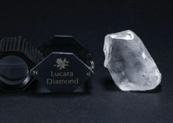 “لوكارا ديموند ” تكتشف حجرًا من الألماس يبلغ وزنه 166 قيراطًا في بوتسوانا