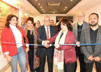 “مهرجان فن الحلي” أعمال متنوعة بمشاركة 80 فنانًا ومصممًا