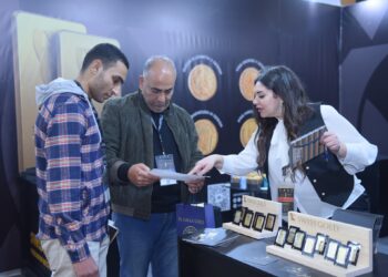 «آي صاغة»: الهبوط الحاد في الأسعار يستهدف دفع المواطنين لبيع مدخراتهم من الذهب
