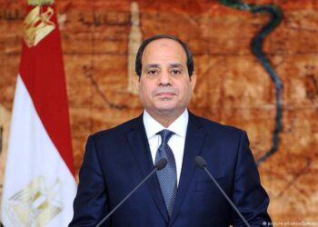 عاجل: الرئيس يقرر رفع الحد الإدنى للأجور بنسبة 50 % ليسجل 6 آلاف جنيه