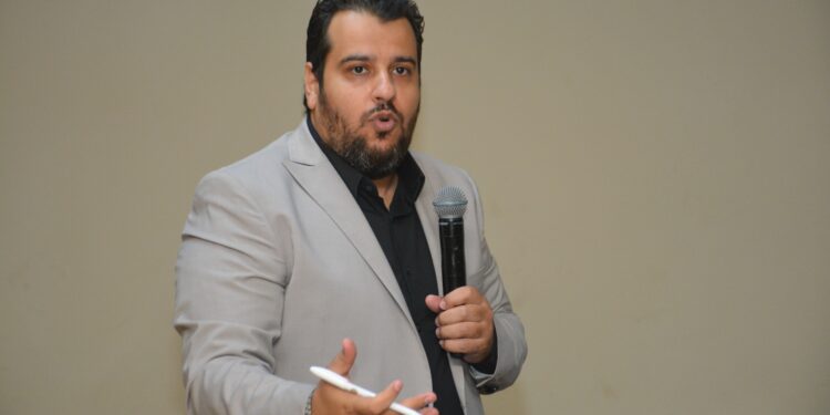 «آي صاغة»: تراجع أسعار الذهب محليًا وارتفاعها عالميًا عقب صدور بيانات التضخم الأمريكية 87 إمبابي: جدارة الذهب تدفع المواطنين للشراء مع تراجع الأسعار