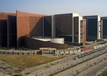 “كيران جيمز” الهندية تعيد فتح مكتبها في بورصة مومباي للألماس