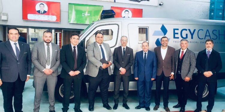 «جولد إيرا» تناقش تداول الذهب بالبورصة السلعية المصرية 87 «جولد إيرا» تناقش تداول الذهب بالبورصة السلعية المصرية