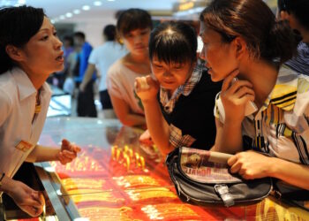 أزمات الصين.. تدفع بانهيار الطلب على الألماس