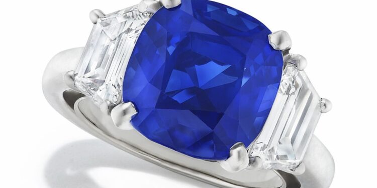 مبيعات "كريستيز" من المجوهرات عبر الإنترنت تحقق ما يقرب من 14 مليون دولار 106 مبيعات “كريستيز” من المجوهرات عبر الإنترنت تحقق ما يقرب من 14 مليون دولار