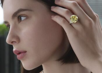 «فيليبس» تحقق 4.1 مليون دولار من مبيعات مزاد المجوهرات في هونج كونج