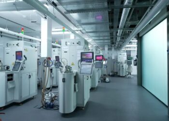 نمو شركات تصنيع الألماس معمليًا في الإمارات