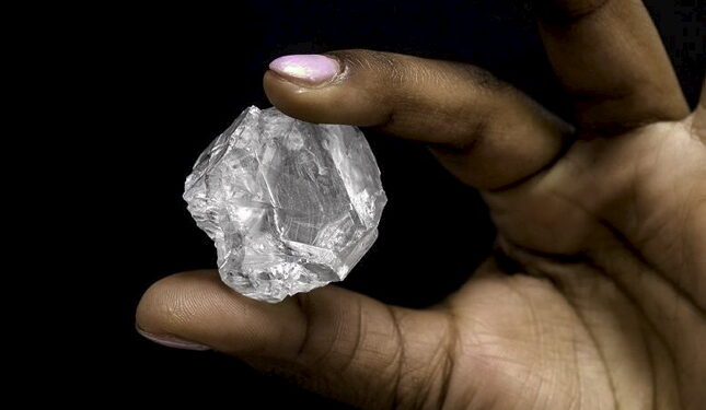 “فايرستون” تكتشف ماسة كبيرة تزن 215 قيراطًا في ليسوتو