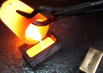 «سنتامين» تستهدف زيادة إنتاج الذهب من منجم السكري إلى 500 ألف أوقية سنويًا