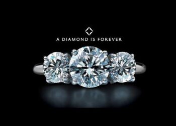 عاجل: صناديق سيادية خليجية تتفاوض لشراء عملاق الألماس “دي بيرز”