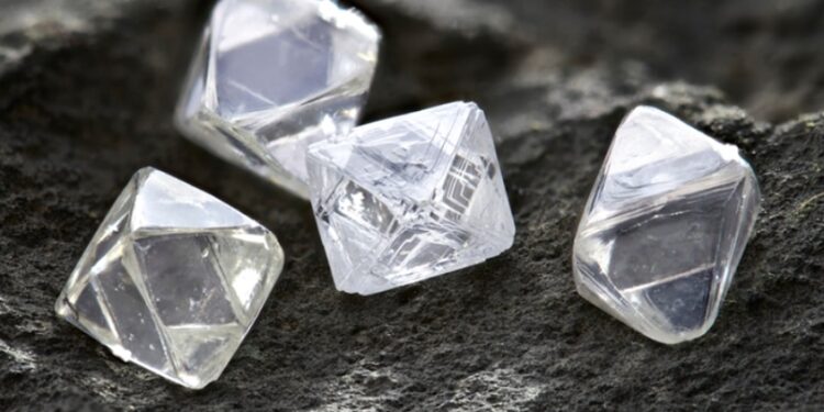 «ريو تينتو»: تراجع إنتاج الألماس بمنجم ديافيك في الربع الأول من 2024 88 «ريو تينتو»: تراجع إنتاج الألماس بمنجم ديافيك في الربع الأول من 2024