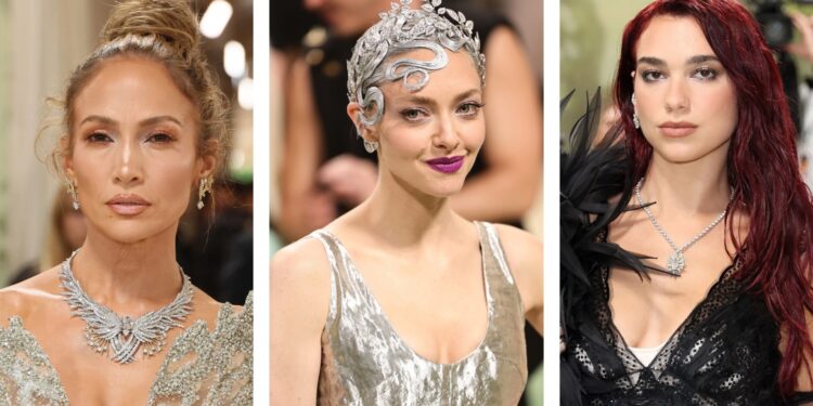 أبرز المجوهرات على السجادة الحمراء في حفل ميت جال 118 أبرز المجوهرات على السجادة الحمراء في حفل ميت جال