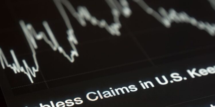 استقرار أسعار الذهب مع ارتفاع طلبات البطالة الأمريكية إلى أعلى مستوى في ستة أشهر 88 استقرار أسعار الذهب مع ارتفاع طلبات البطالة الأمريكية إلى أعلى مستوى في ستة أشهر