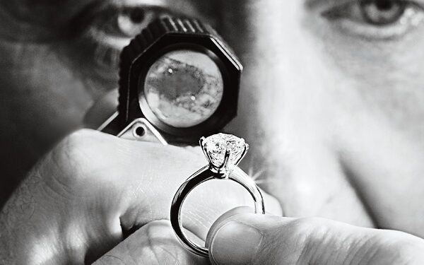 أمريكا تعيد النظر في حظر الألماس الروسي