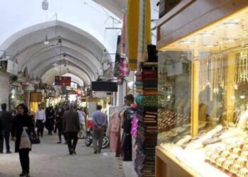 الأمن يلقى القبض على تجار الذهب .. واحتجاجات واسعة في أسواق إيران