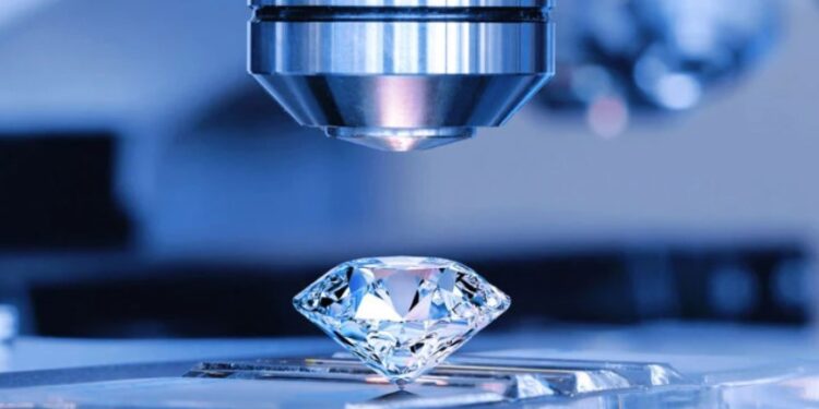 تفاقم أزمة الألماس المُصنع معمليًا في سورات مع تخفيض "دي بيرز" الأسعار 88 تفاقم أزمة الألماس المُصنع معمليًا في سورات مع تخفيض “دي بيرز” الأسعار