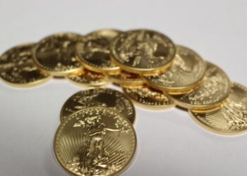 مشروع قانون أمريكي يطالب بإلغاء الضرائب على الذهب والفضة