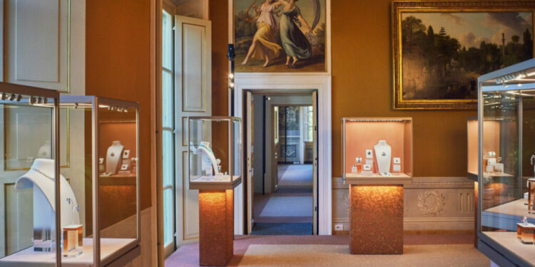 «آي صاغة»: استقرار نسبي بأسواق الذهب وترقب لبيانات التضخم وقرار الفيدرالي الأمريكي غدًا الأربعاء